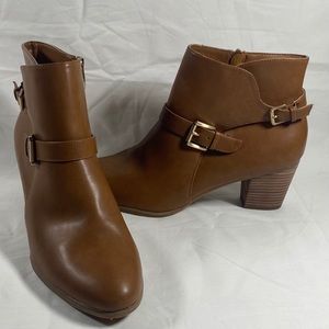 Bass Cognac Vegan Leather Sloane Ankle Booties 11